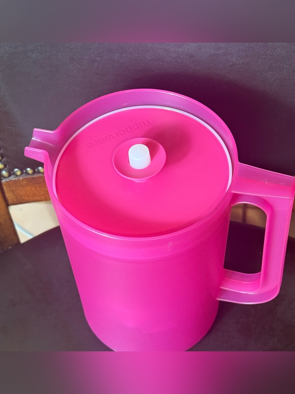 Tupperware Pitcher 2 quart Pink - Picture 2 of 3